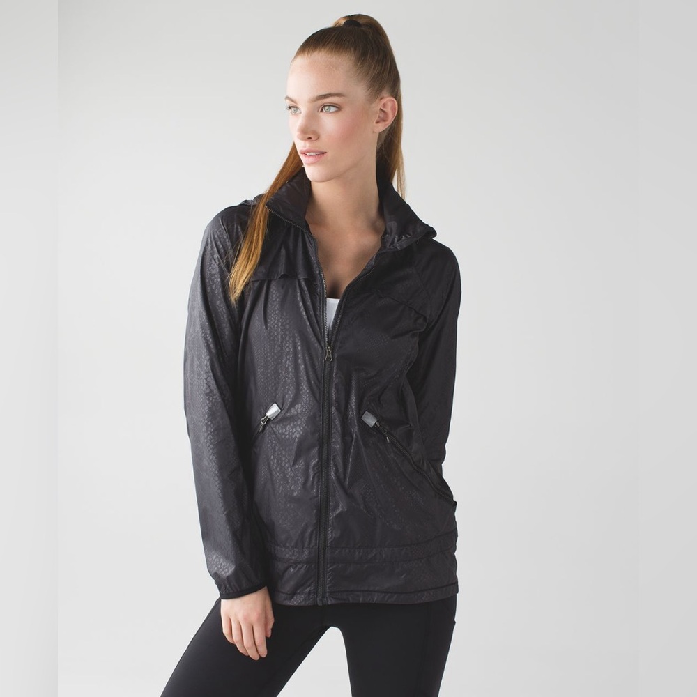 lululemon Miss Misty Black Hooded Windbreaker Jacket